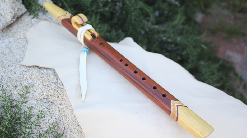 Honduras Mahogony & Yellowheart Collectors Native American Style Flute (Key A- 432Hz)